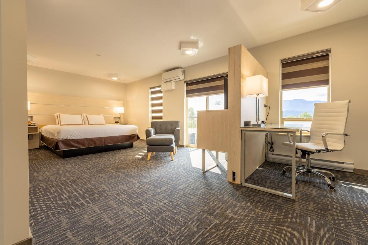 Quality Inn Sunshine Suites Terrace Luaran gambar