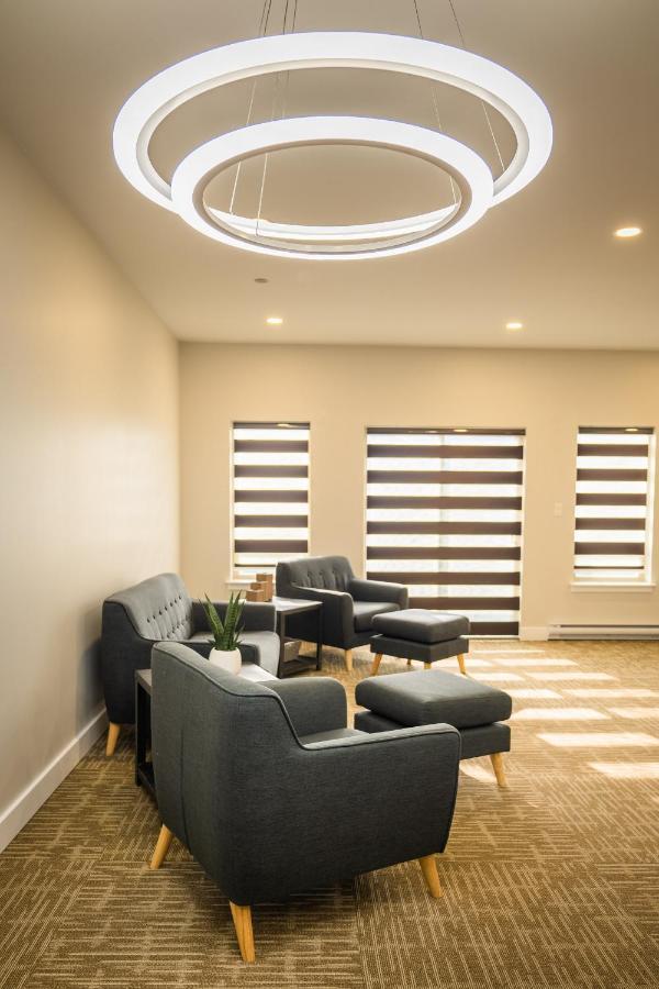 Quality Inn Sunshine Suites Terrace Luaran gambar