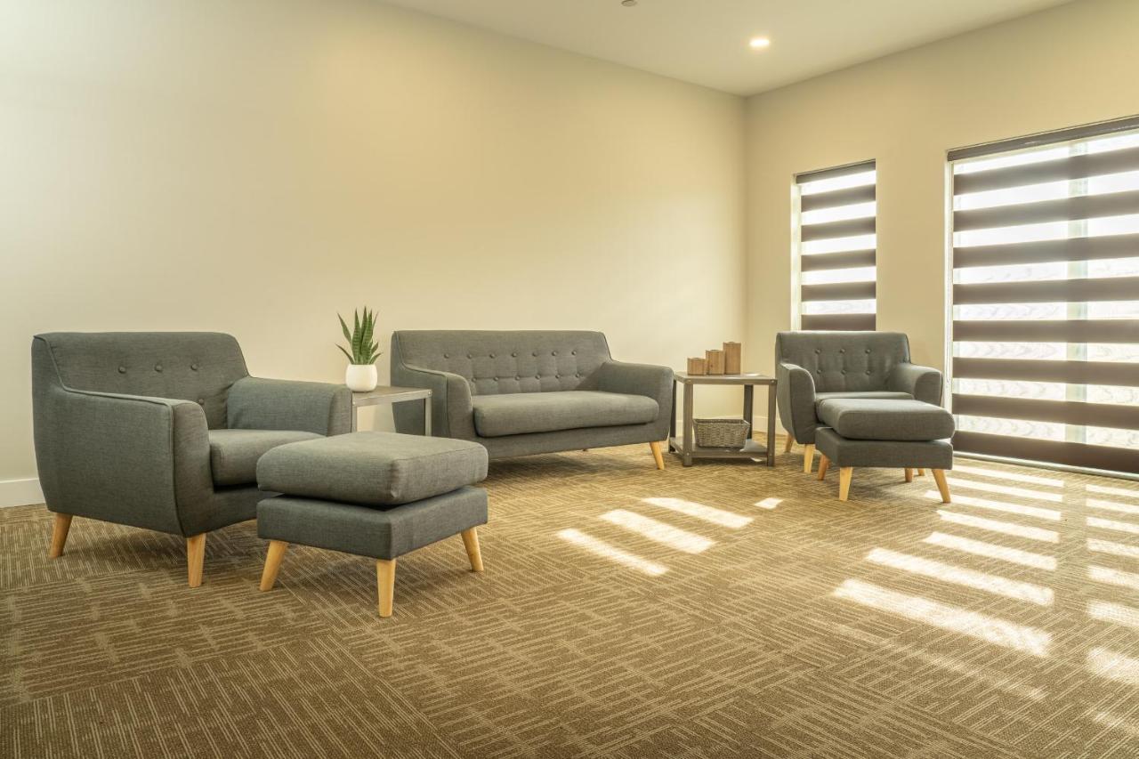 Quality Inn Sunshine Suites Terrace Luaran gambar