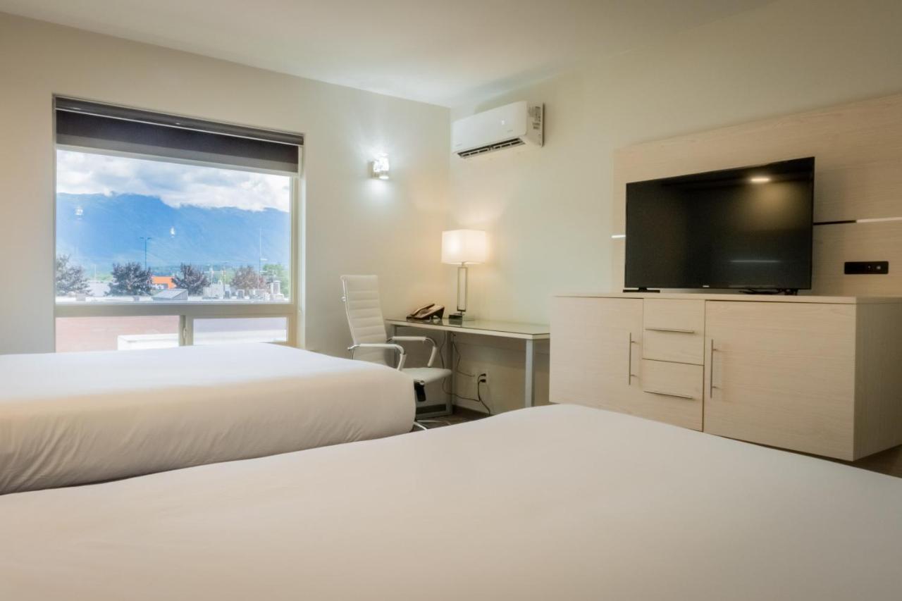 Quality Inn Sunshine Suites Terrace Luaran gambar