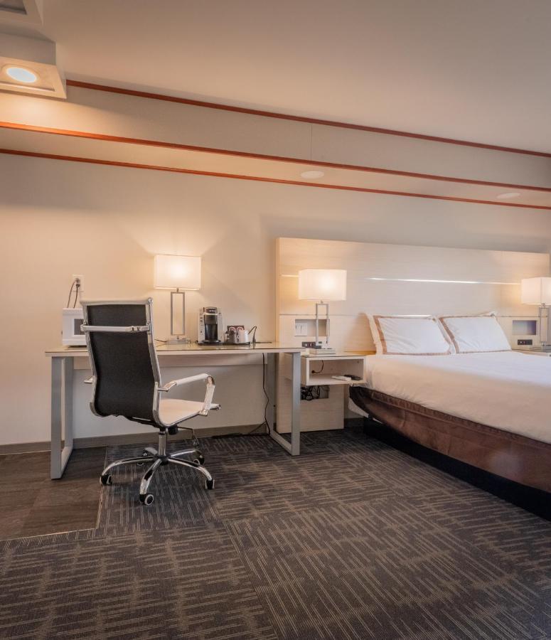 Quality Inn Sunshine Suites Terrace Luaran gambar