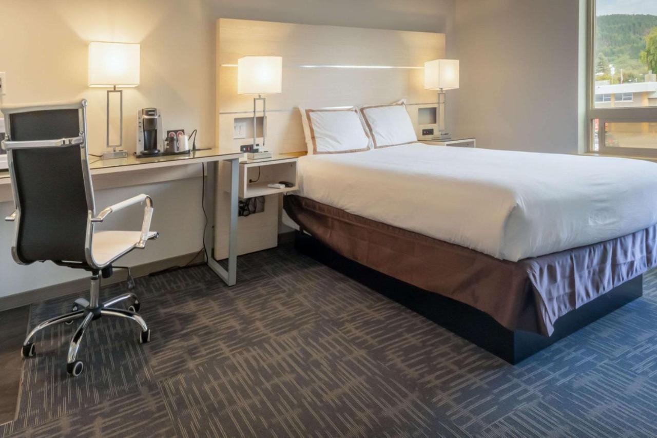 Quality Inn Sunshine Suites Terrace Luaran gambar