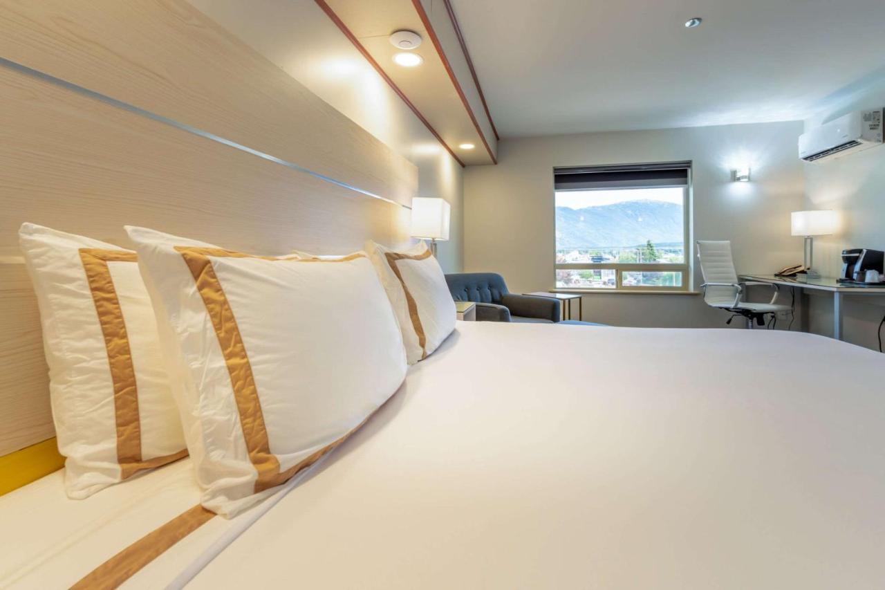 Quality Inn Sunshine Suites Terrace Luaran gambar