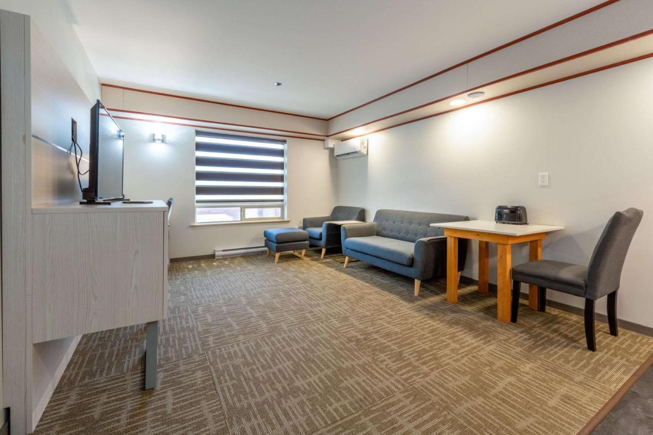Quality Inn Sunshine Suites Terrace Luaran gambar